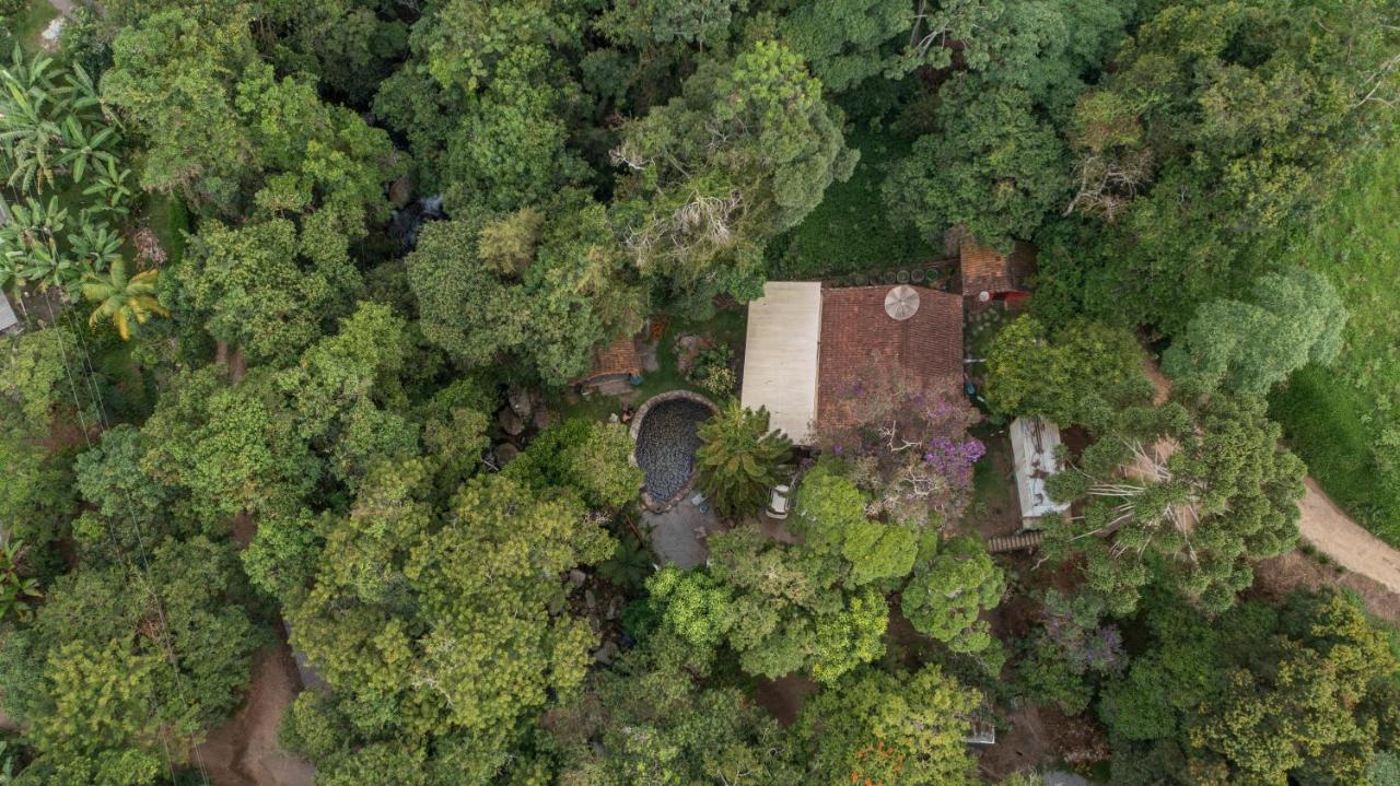 Aua Hostel Petrópolis エクステリア 写真